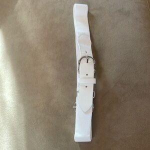 White youth small softball belt